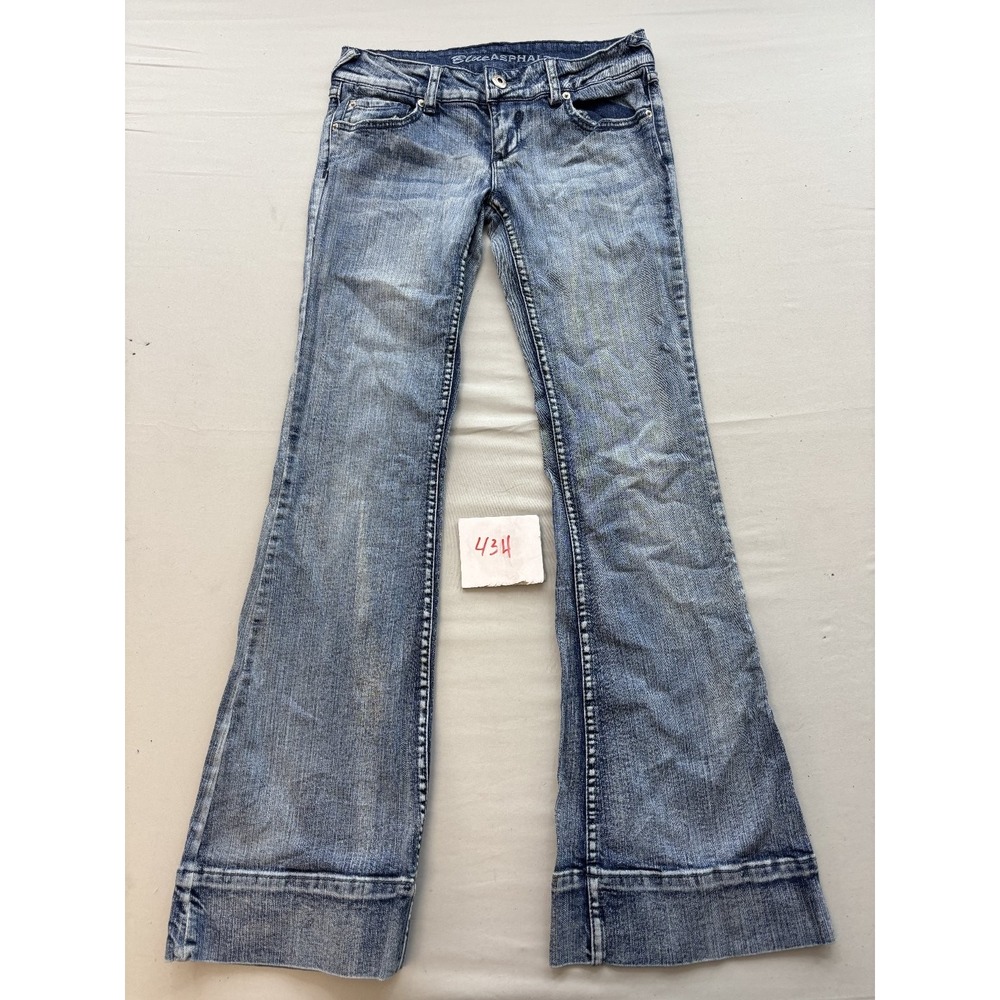 Blue Asphalt Women's Size 7 Regular Low Rise Flare Bootcut Jeans Denim Light